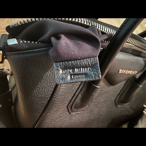 GIVENCHY ANTIGONA Medium Black Pebble stone bag in EXCELLENT condition! - Picture 12 of 14